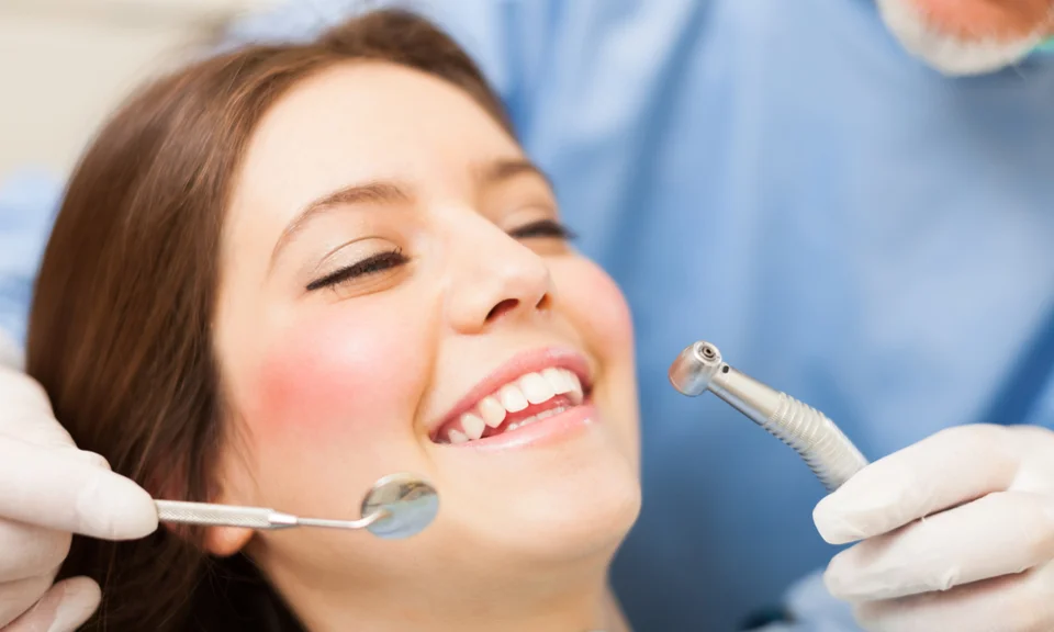 Cosmetic Dentistry Trends: Enhancing Smiles
